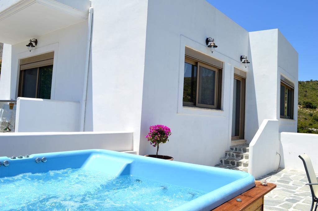 Bianca Suite & Home Psinthos الغرفة الصورة